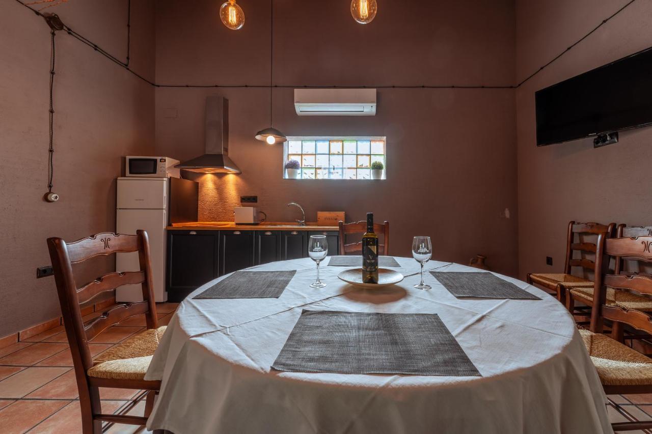 Bodega Andres Iniesta Con Visita Y Cata Villa Fuentealbilla Room photo
